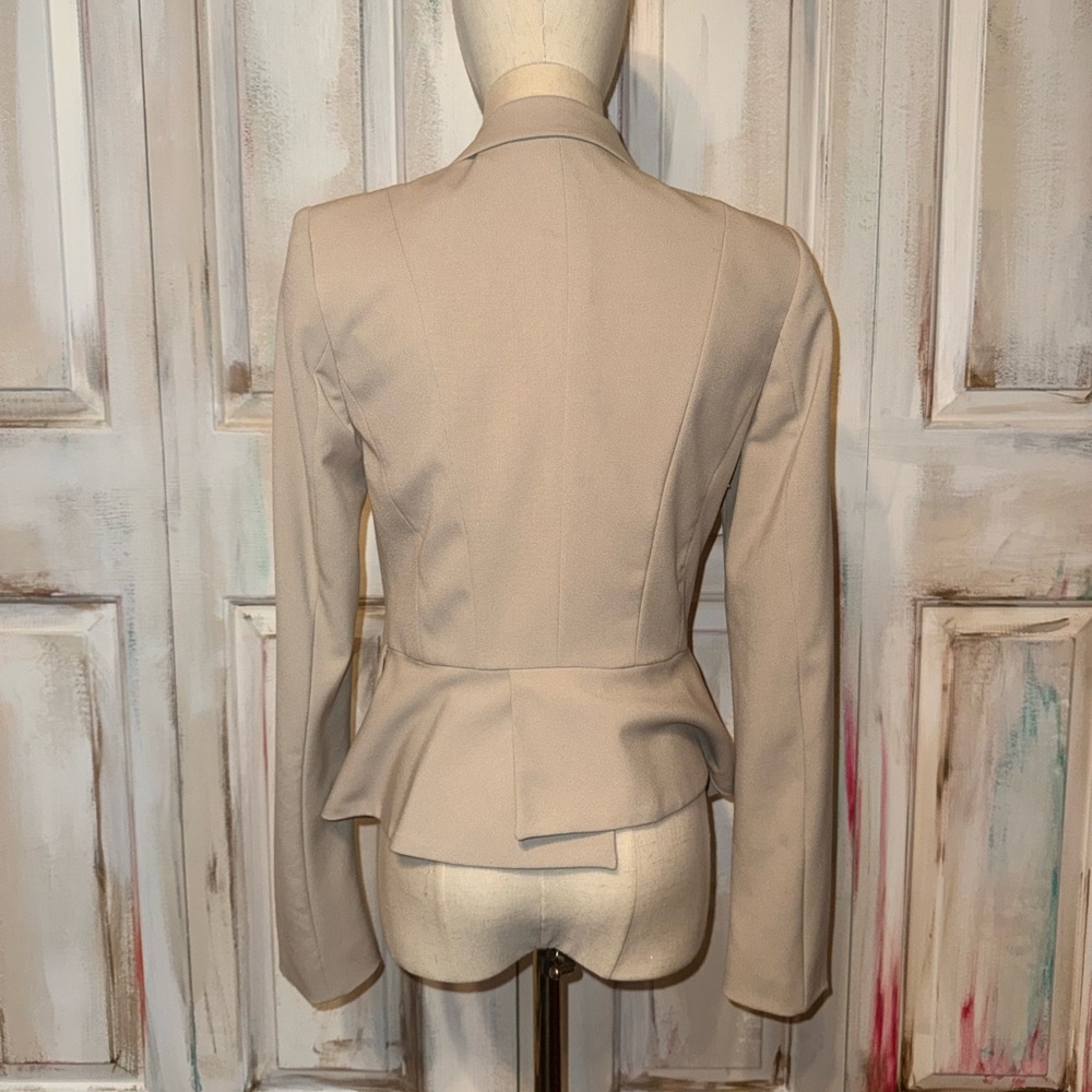 Tahari Beige Blazer - Picture 4 of 9